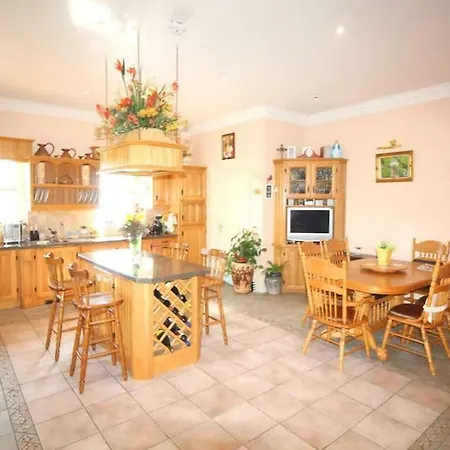 Homestay White House Manor Loughrea